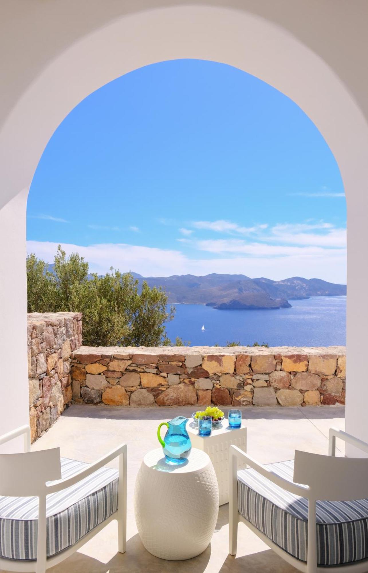 Odyssey Rock Milos Sunset Suites Plaka  Zimmer foto