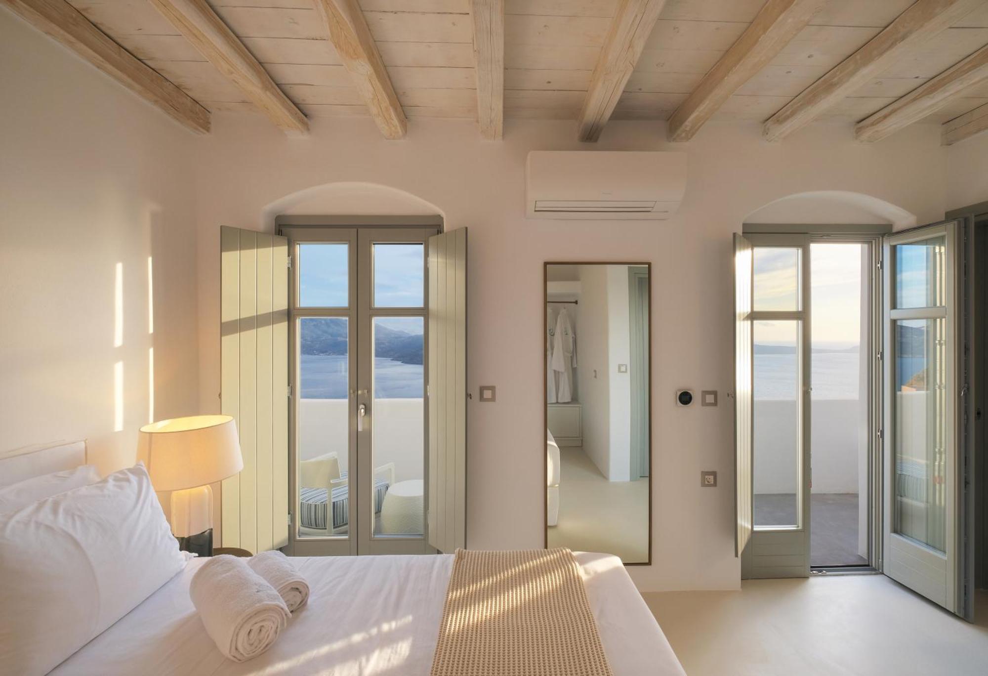 Odyssey Rock Milos Sunset Suites Plaka  Exterior foto