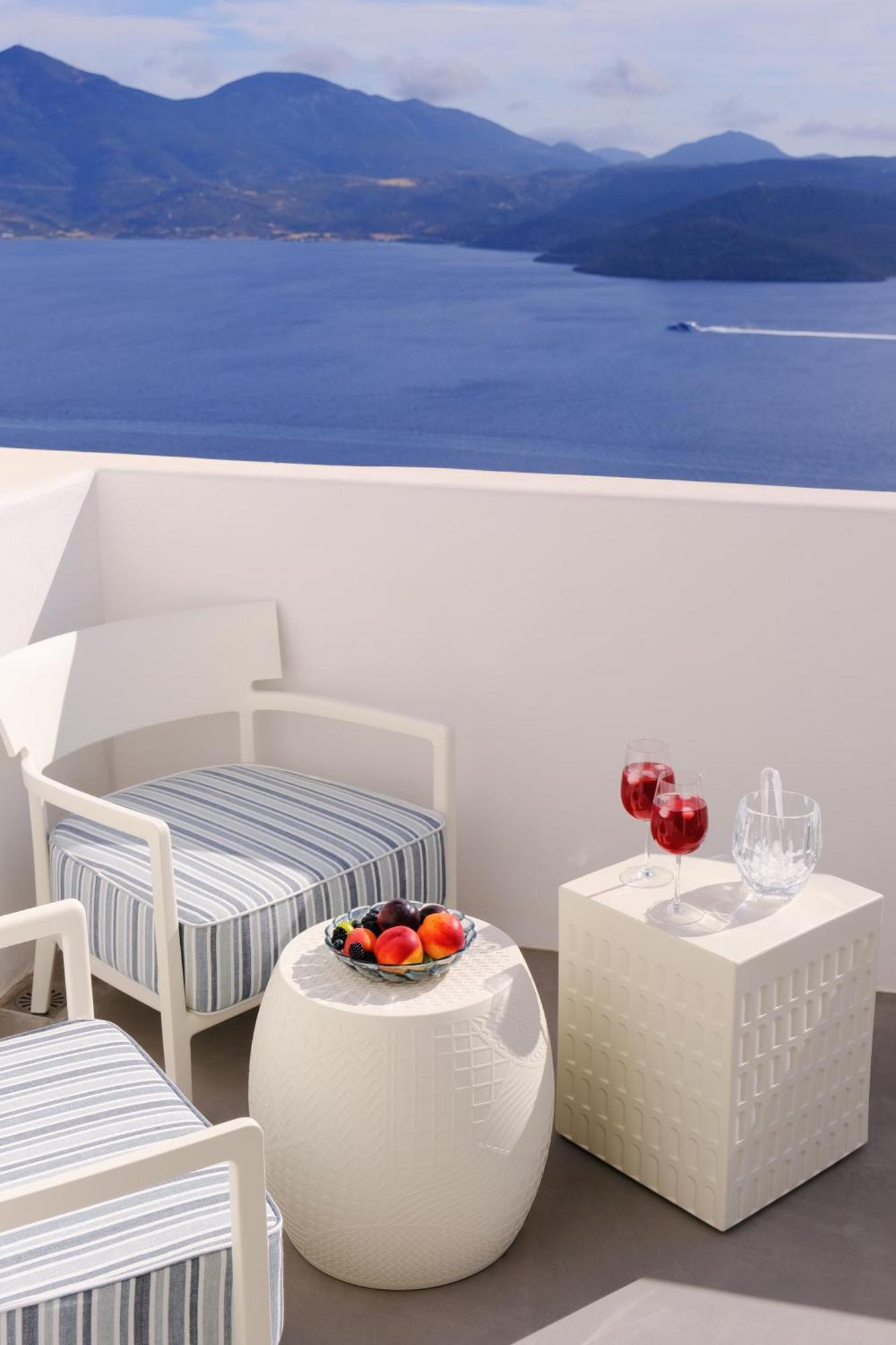 Odyssey Rock Milos Sunset Suites Plaka  Exterior foto