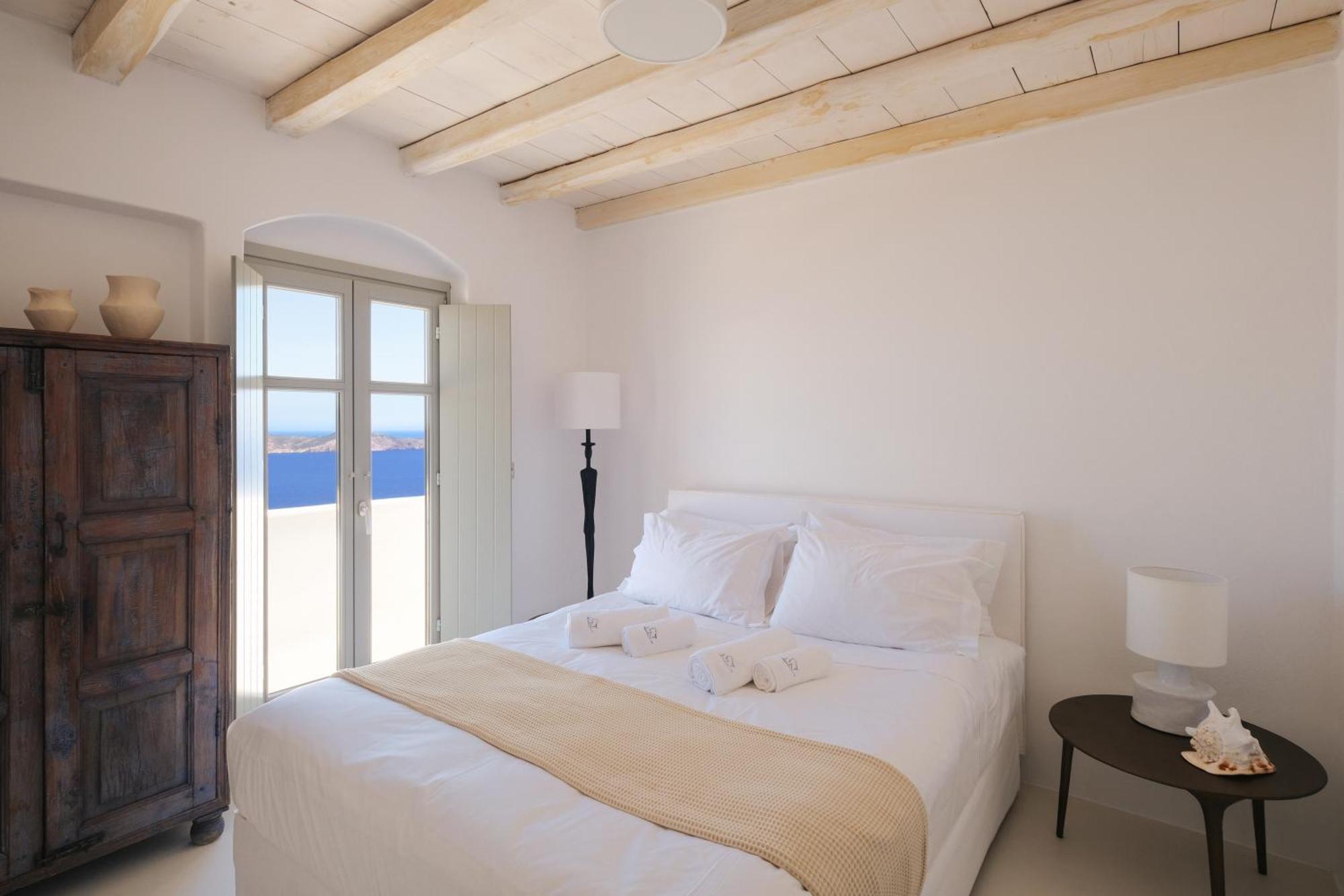 Odyssey Rock Milos Sunset Suites Plaka  Zimmer foto